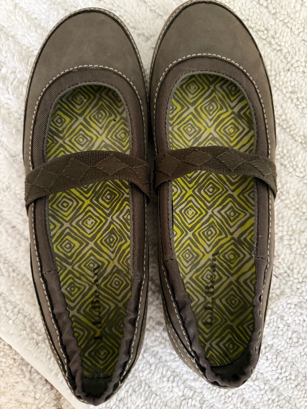 Women’s L.L. Bean Comfort Flats